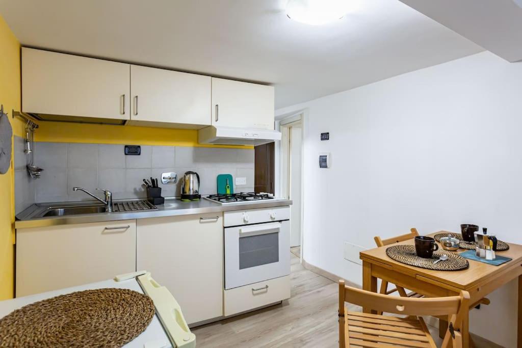 Apartment Adorno 2 - Affitti Brevi Italia Γένοβα Εξωτερικό φωτογραφία