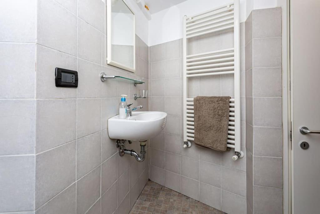 Apartment Adorno 2 - Affitti Brevi Italia Γένοβα Εξωτερικό φωτογραφία